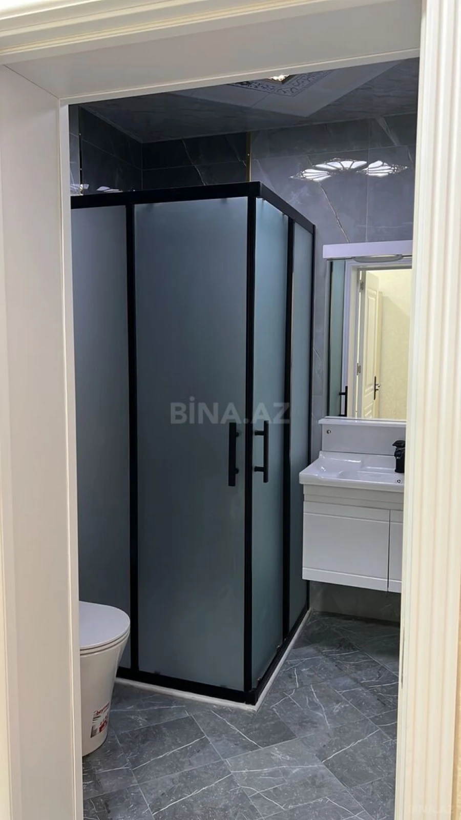 Kirayə verilir 3 otaqlı mənzil 115 m²