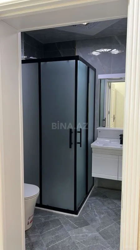 Kirayə verilir 3 otaqlı mənzil 115 m²