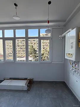 Satılır 2 otaqlı mənzil 82 m²