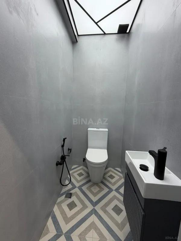 Satılır 2 otaqlı mənzil 82 m²