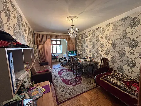 Satılır 2 otaqlı mənzil 55 m²