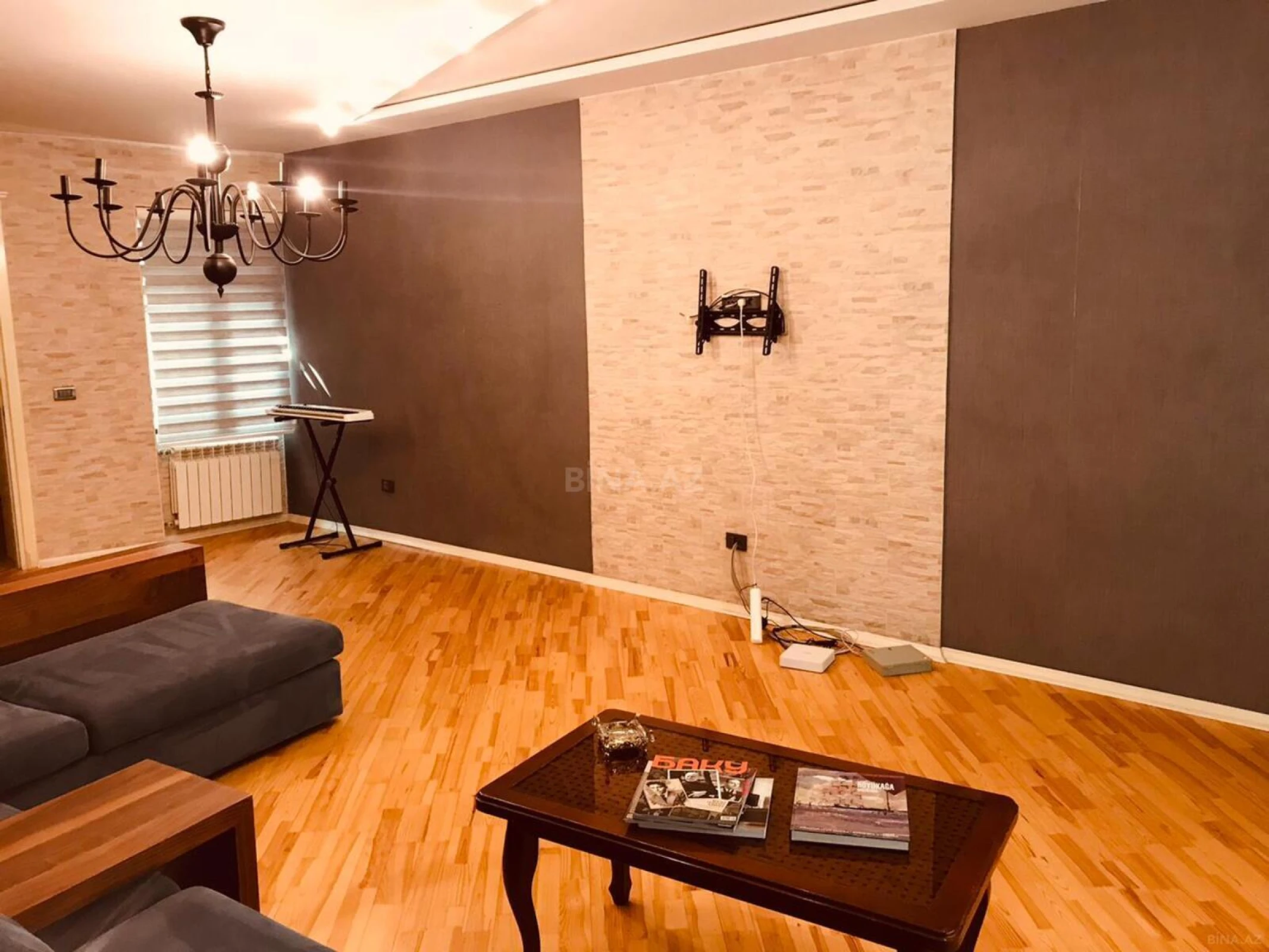 Kirayə verilir 4 otaqlı həyət evi 210 m²