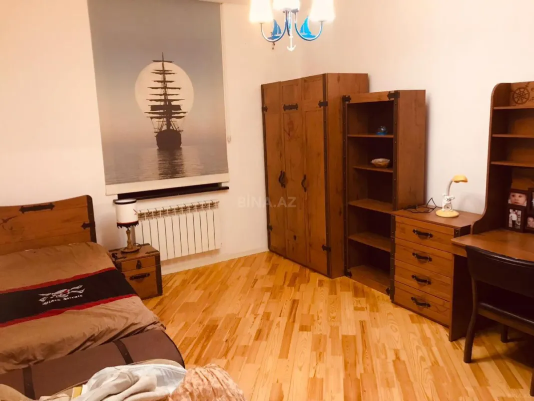 Kirayə verilir 4 otaqlı həyət evi 210 m²