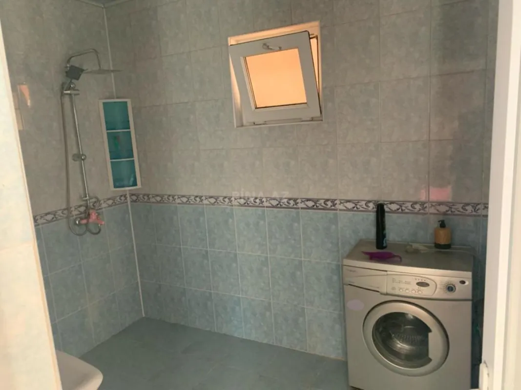 Satılır 5 otaqlı həyət evi 120 m²