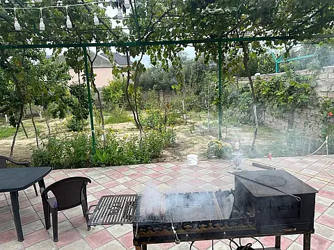 Satılır 5 otaqlı həyət evi 120 m²