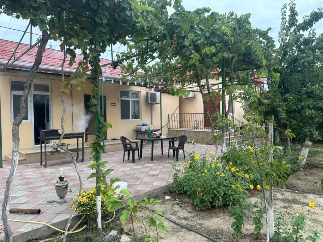 Satılır 5 otaqlı həyət evi 120 m²