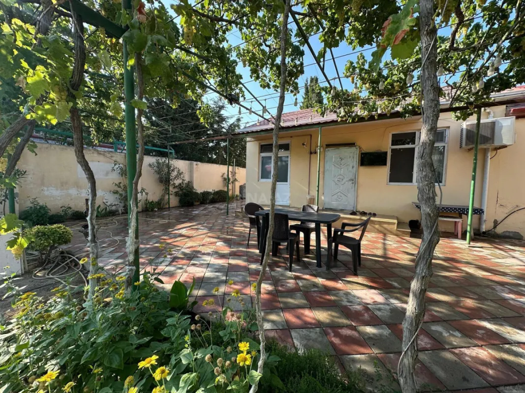 Satılır 5 otaqlı həyət evi 120 m²