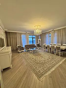 Kirayə verilir 4 otaqlı mənzil 210 m²