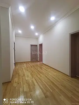 Satılır 6 otaqlı həyət evi 300 m²