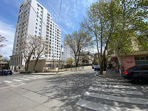 Kirayə verilir obyekt 60 m²