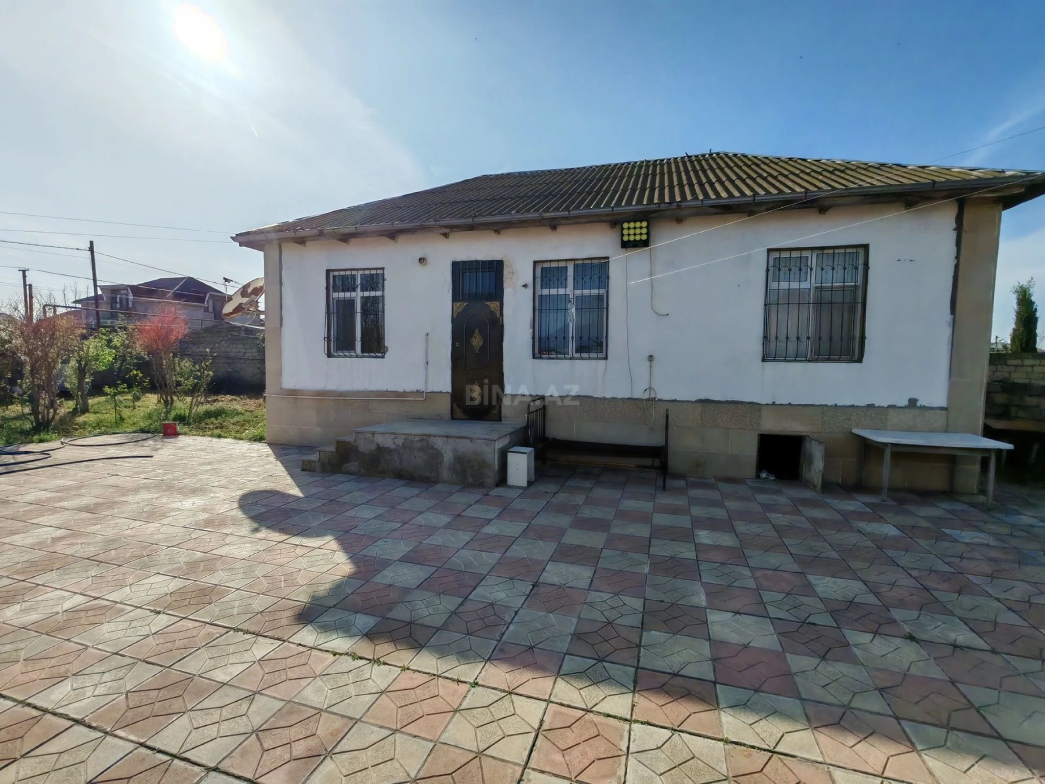 Satılır 4 otaqlı həyət evi 135 m²