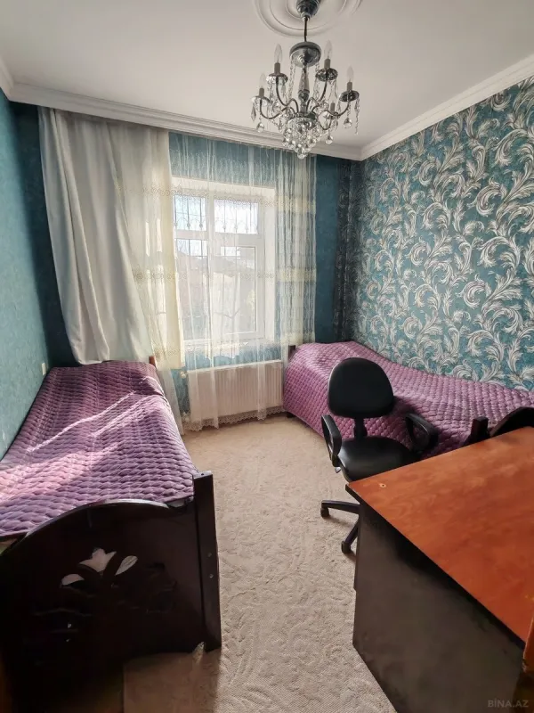 Satılır 4 otaqlı həyət evi 135 m²
