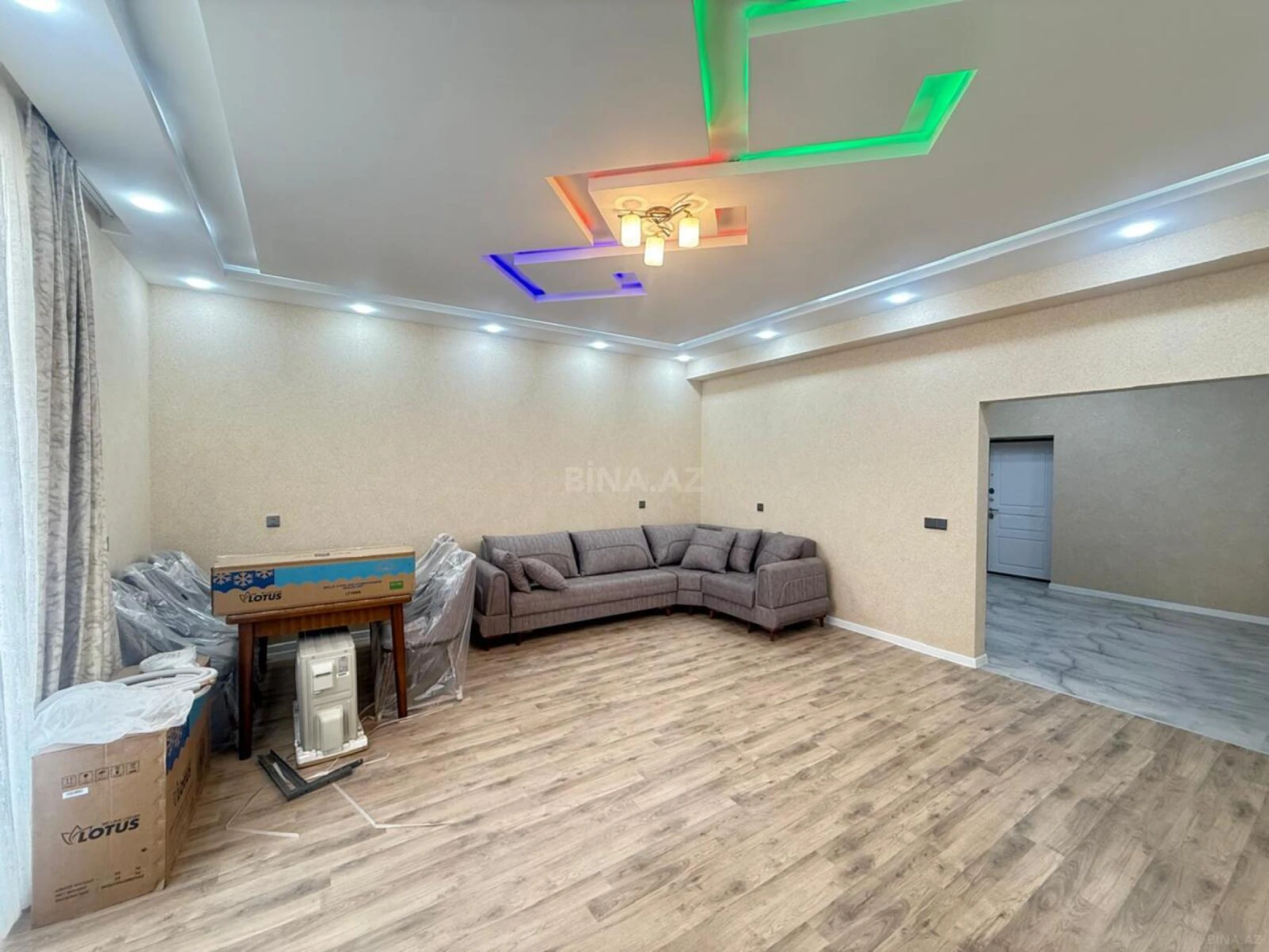 Kirayə verilir 3 otaqlı mənzil 100 m²
