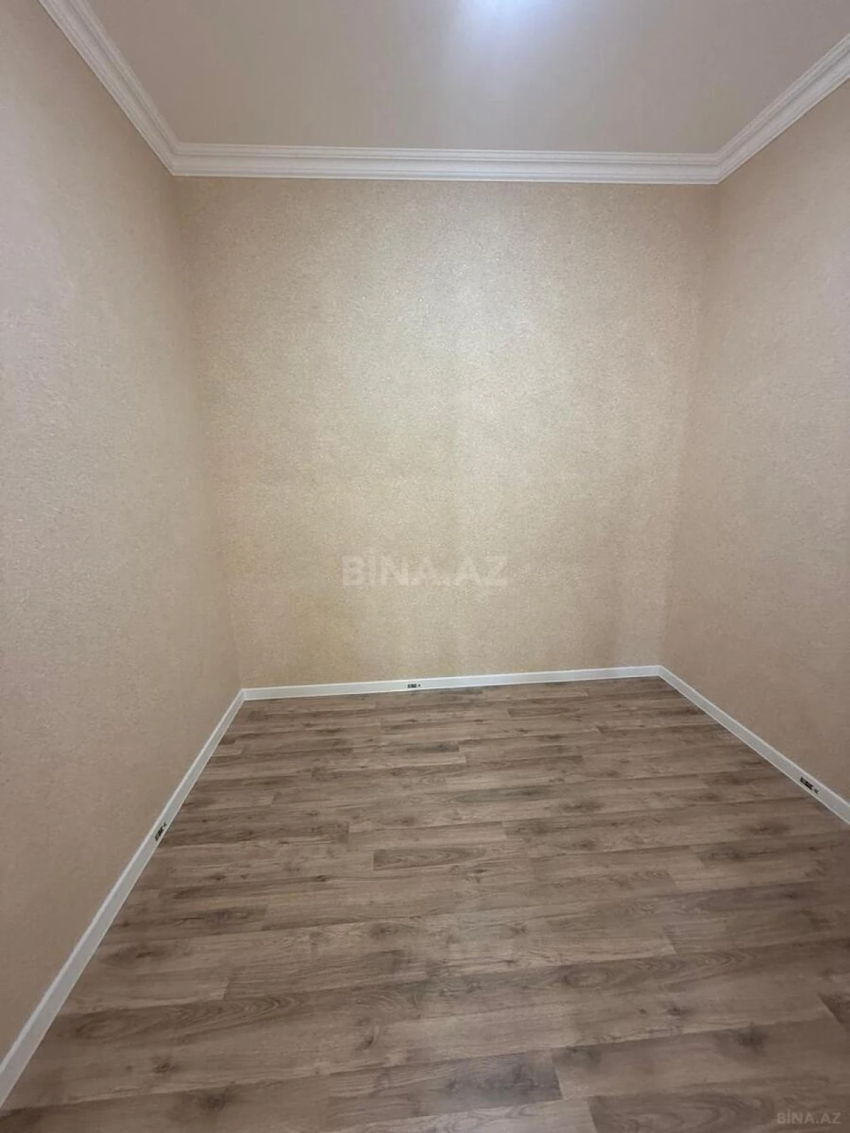 Kirayə verilir 3 otaqlı mənzil 100 m²