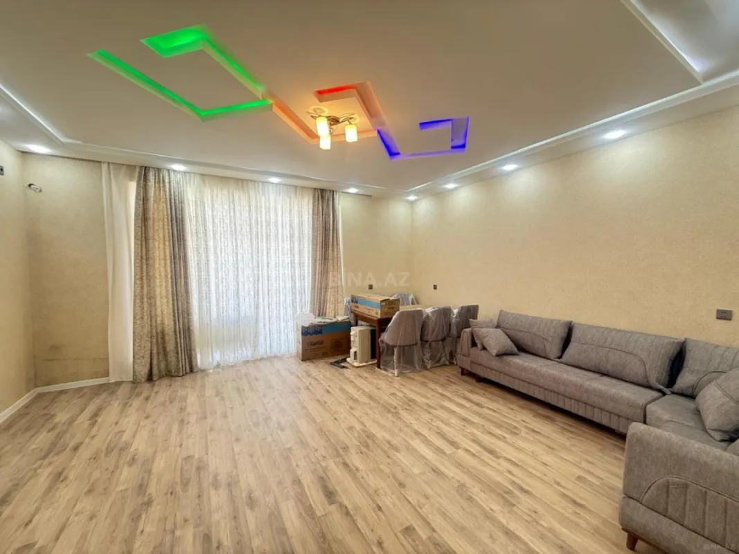 Kirayə verilir 3 otaqlı mənzil 100 m²