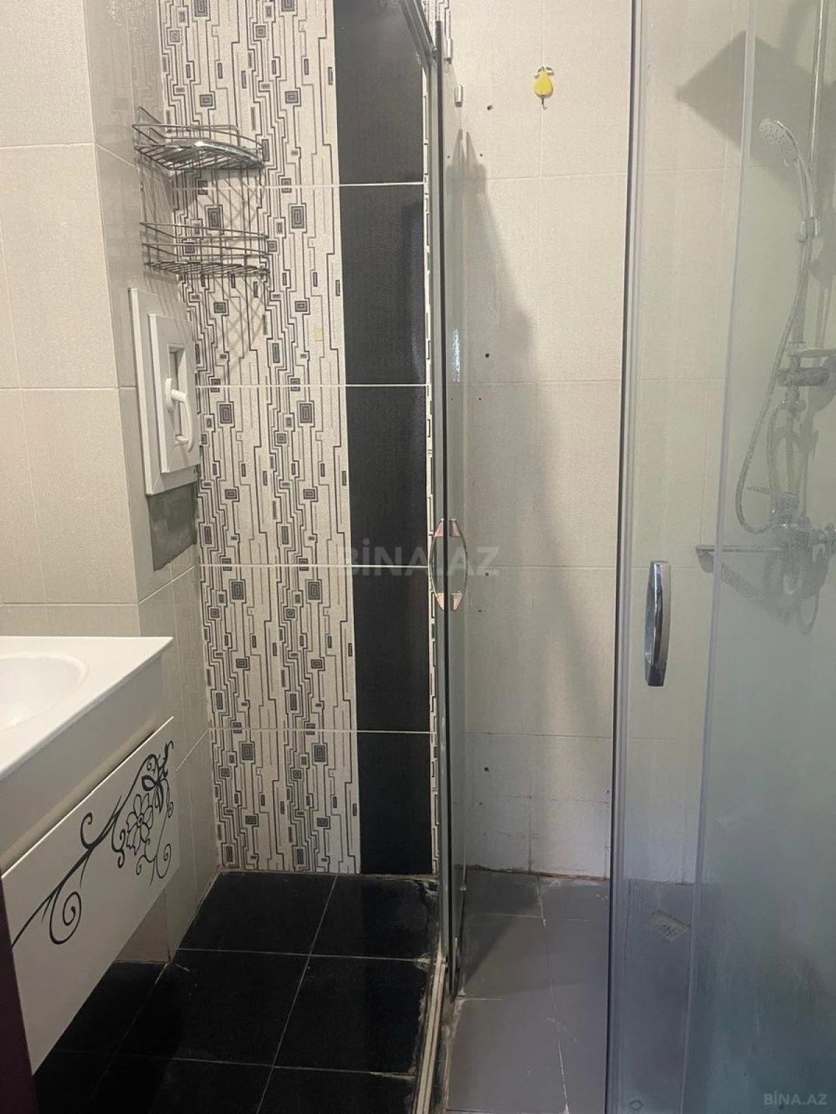 Kirayə verilir 2 otaqlı mənzil 70 m²