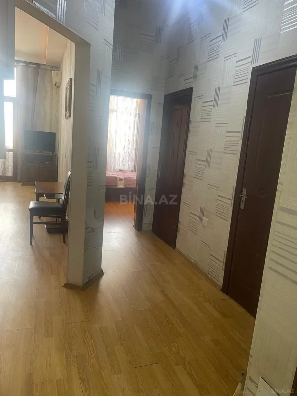 Kirayə verilir 2 otaqlı mənzil 70 m²