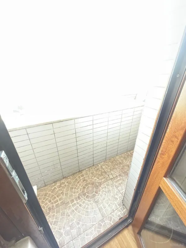 Kirayə verilir 2 otaqlı mənzil 70 m²