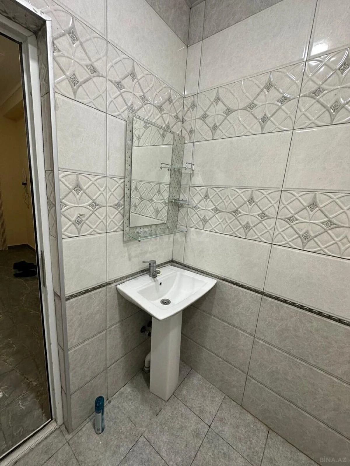 Kirayə verilir 2 otaqlı mənzil 68 m²