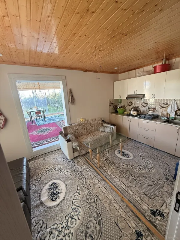Satılır 3 otaqlı həyət evi 140 m²