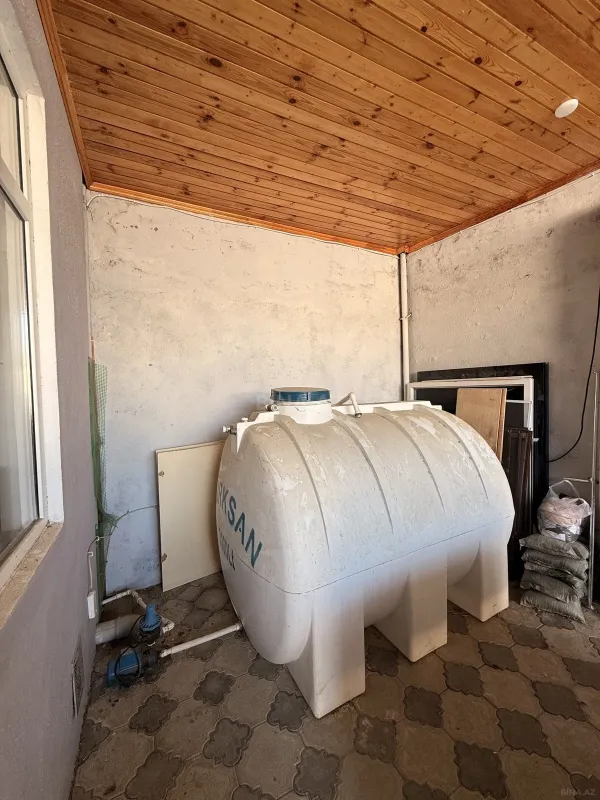 Satılır 3 otaqlı həyət evi 140 m²