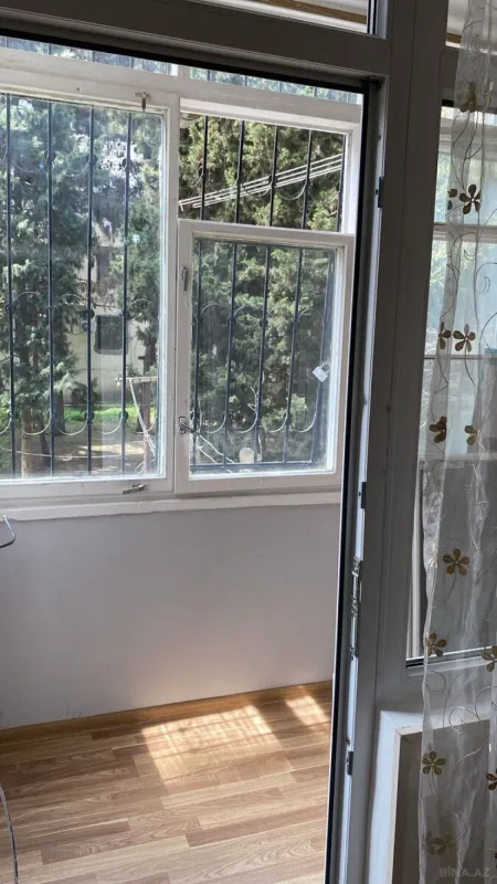 Kirayə verilir 2 otaqlı mənzil 55 m²