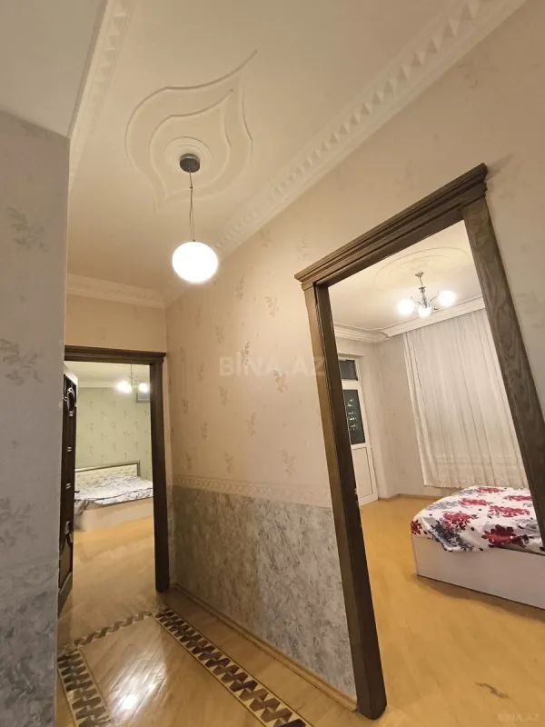 Kirayə verilir 4 otaqlı mənzil 210 m²