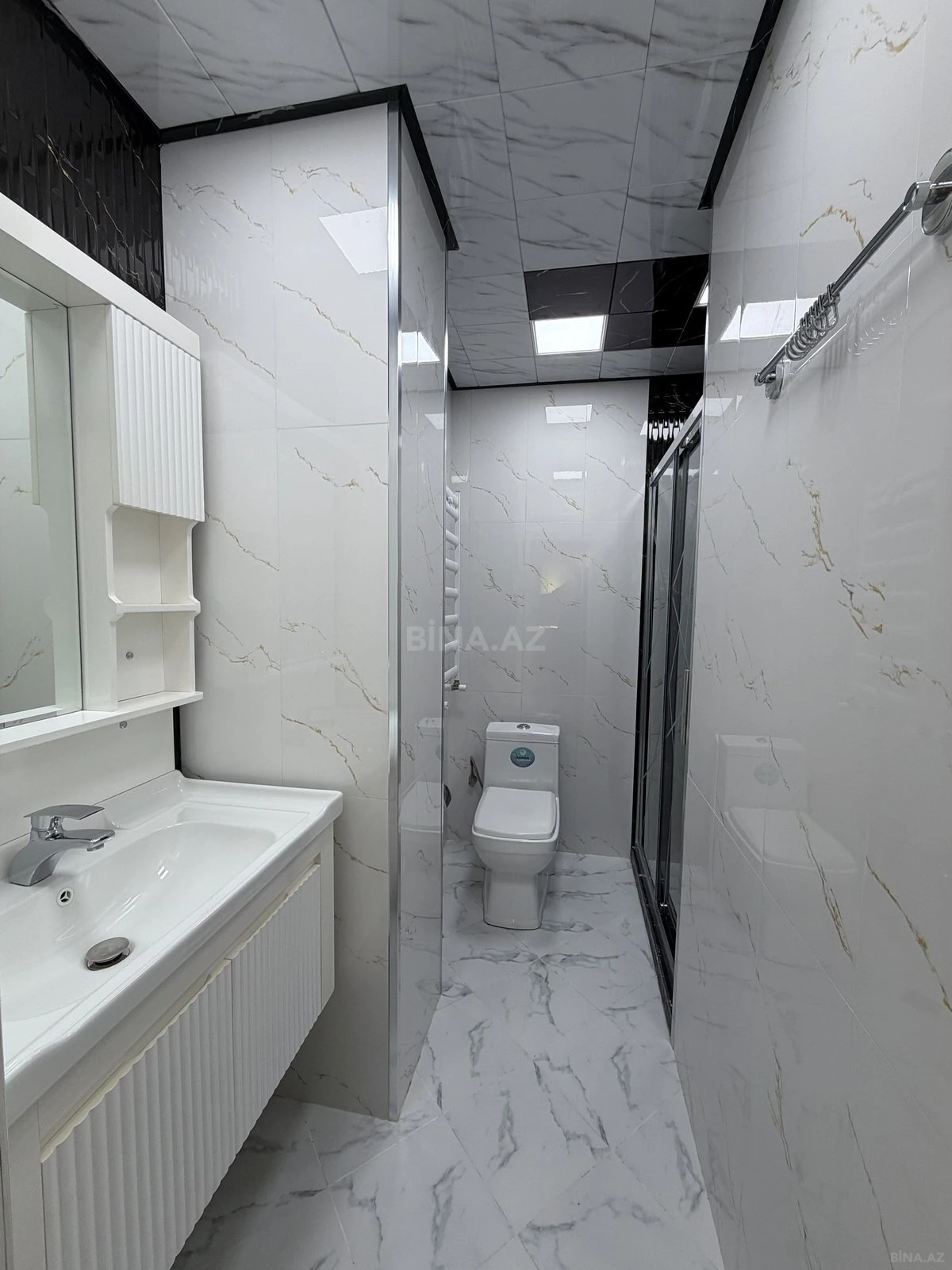 Satılır 3 otaqlı mənzil 74 m²