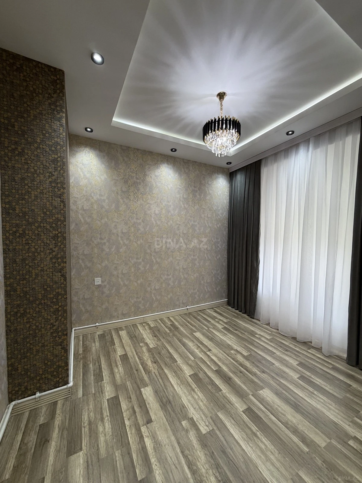 Satılır 3 otaqlı mənzil 74 m²