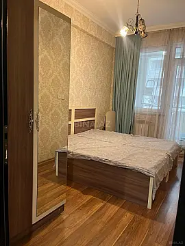 Kirayə verilir 2 otaqlı mənzil 50 m²