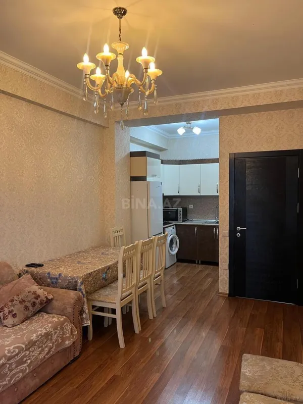 Kirayə verilir 2 otaqlı mənzil 50 m²