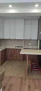 Kirayə verilir 2 otaqlı mənzil 84 m²