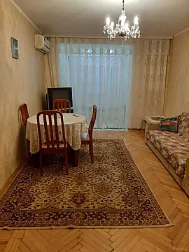 Kirayə verilir 2 otaqlı mənzil 50 m²
