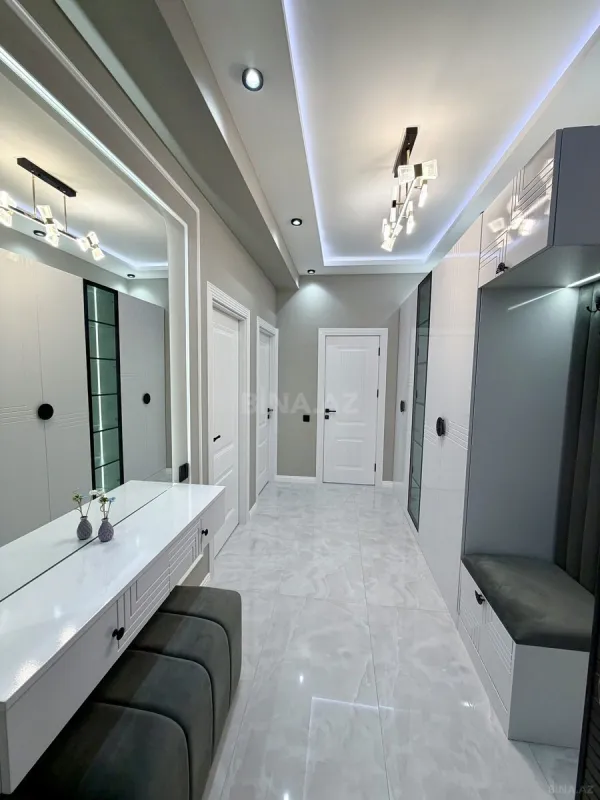 Satılır 2 otaqlı mənzil 55 m²