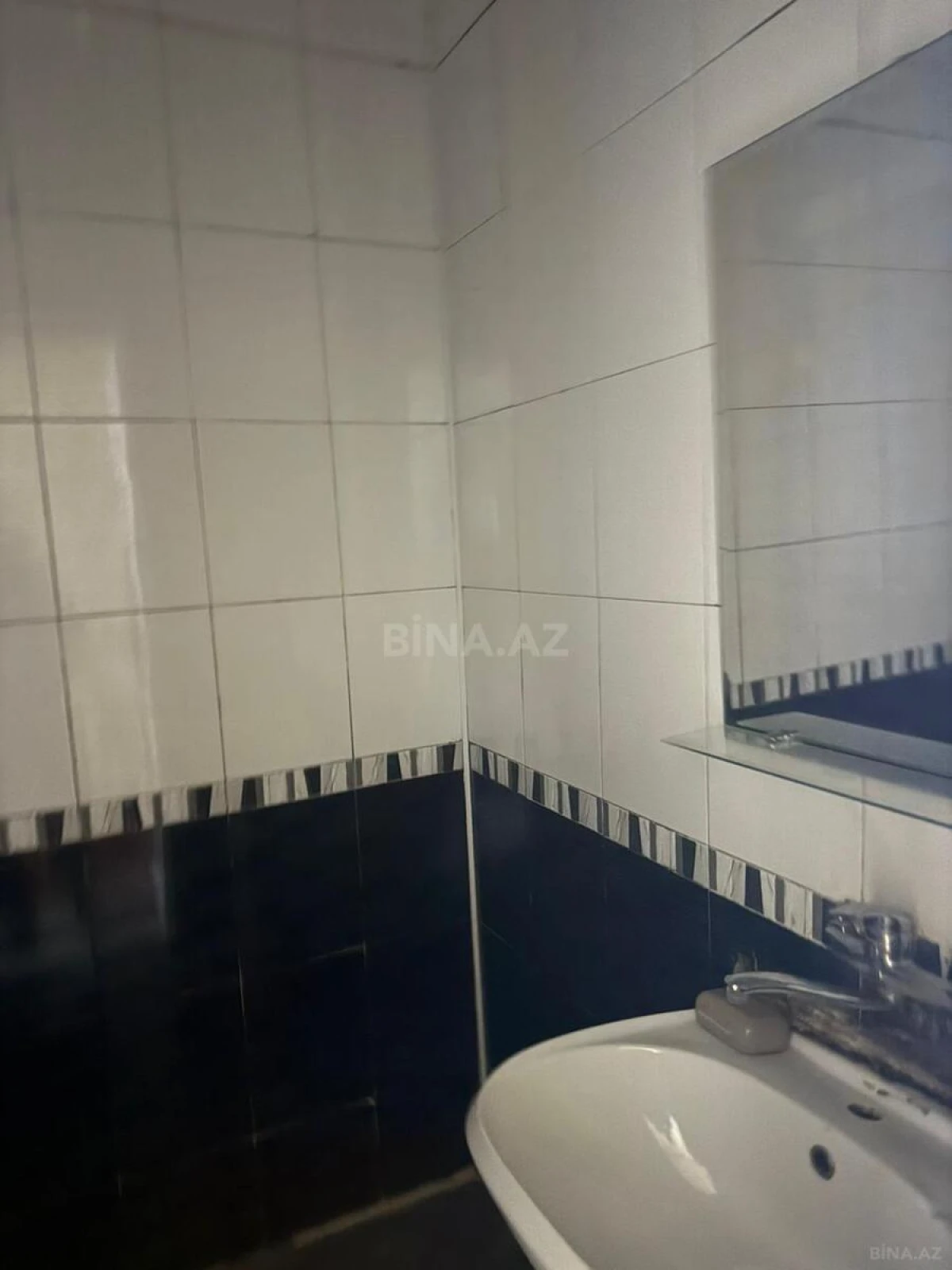 Kirayə verilir 2 otaqlı mənzil 65 m²