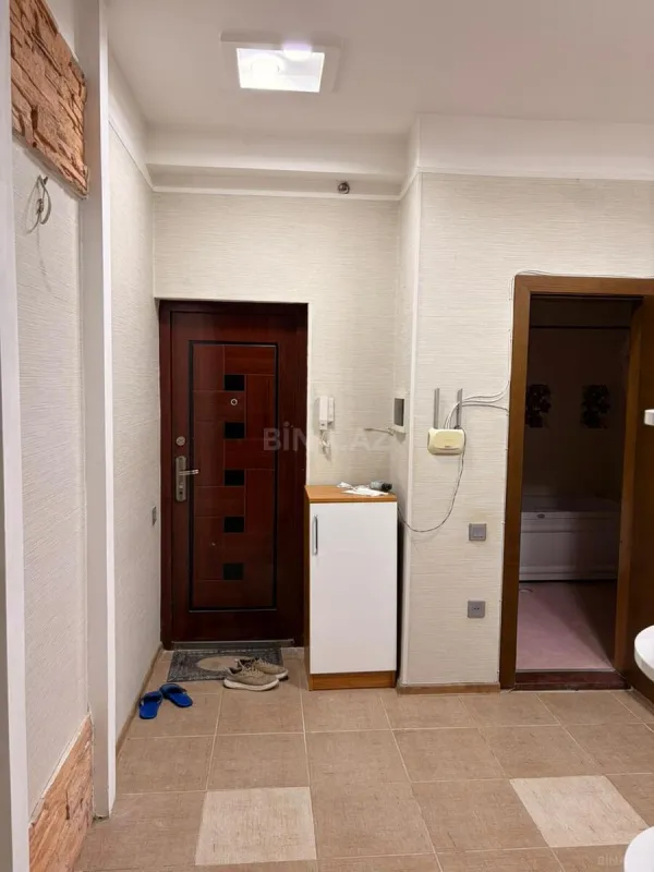 Kirayə verilir 2 otaqlı mənzil 72 m²
