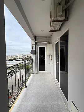 Satılır 3 otaqlı mənzil 106 m²