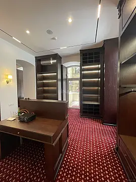 Satılır obyekt 100 m²