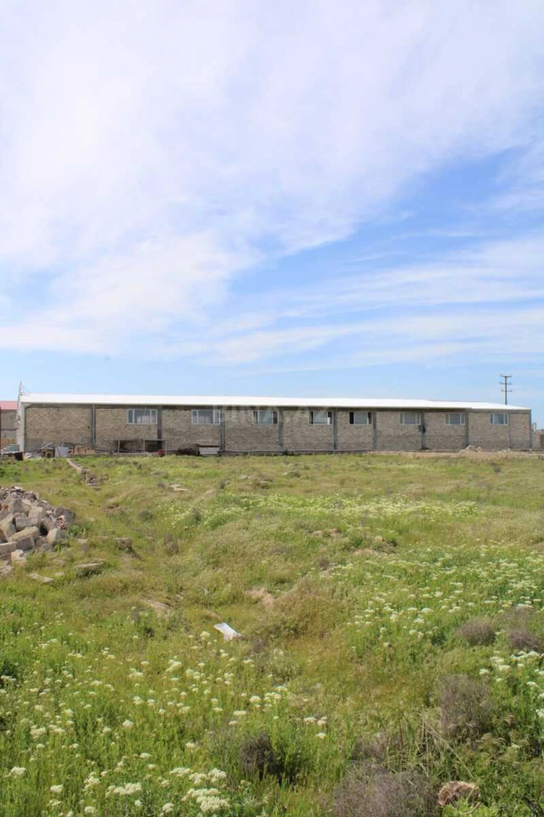 Satılır obyekt 1365 m²