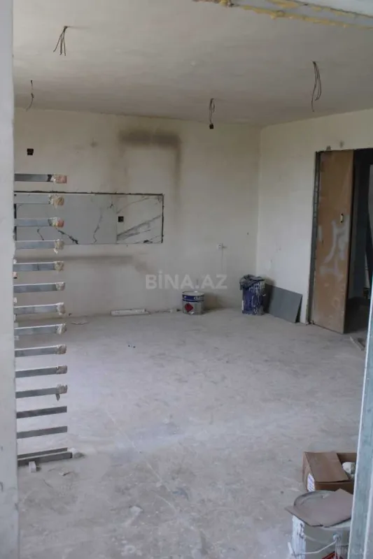 Satılır obyekt 1365 m²