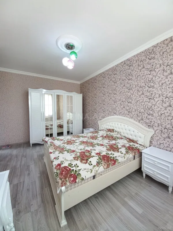 Satılır 4 otaqlı həyət evi 120 m²