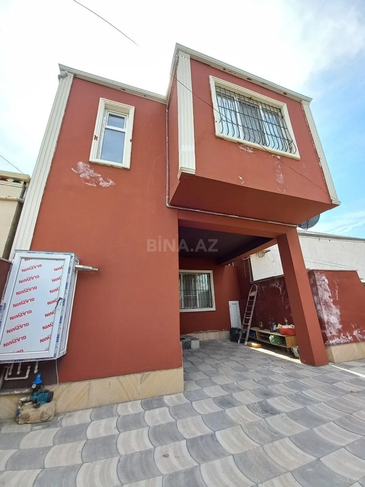 Satılır 4 otaqlı həyət evi 120 m²