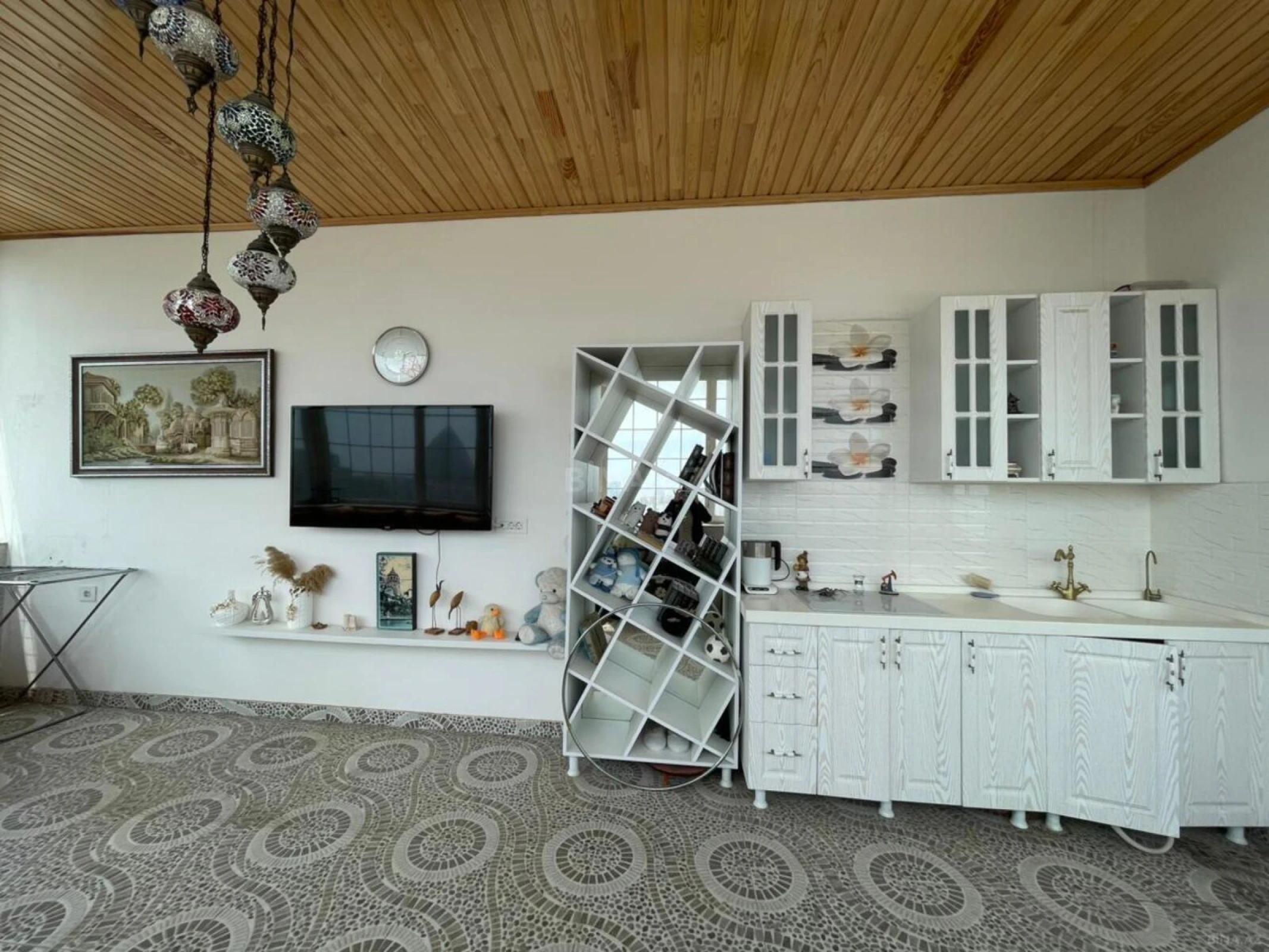 Satılır 3 otaqlı mənzil 214 m²