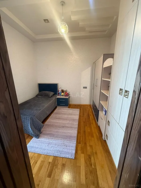 Satılır 3 otaqlı mənzil 110 m²