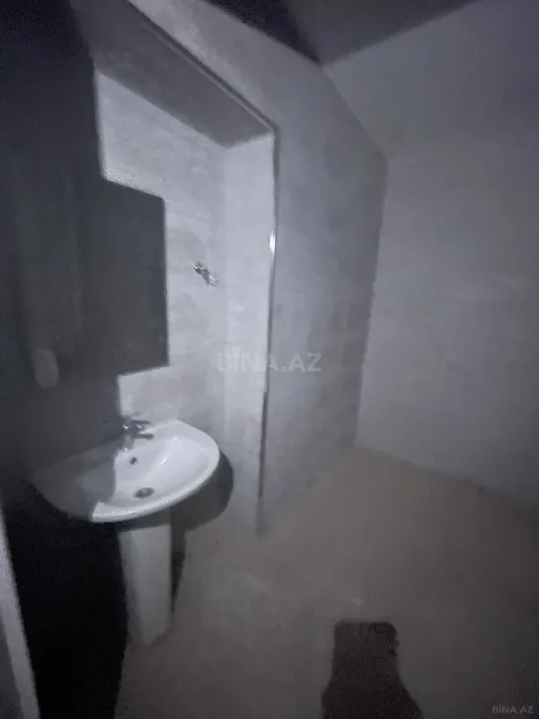 Satılır 2 otaqlı mənzil 82 m²