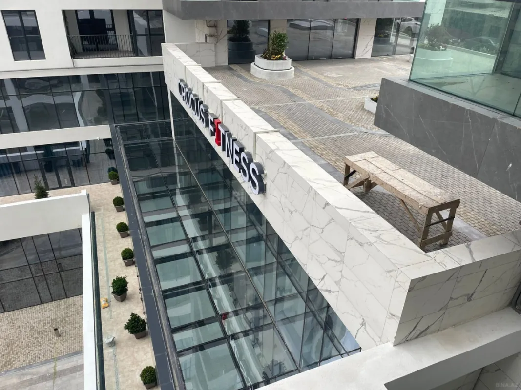 Satılır 2 otaqlı mənzil 82 m²