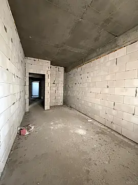 Satılır 2 otaqlı mənzil 106 m²