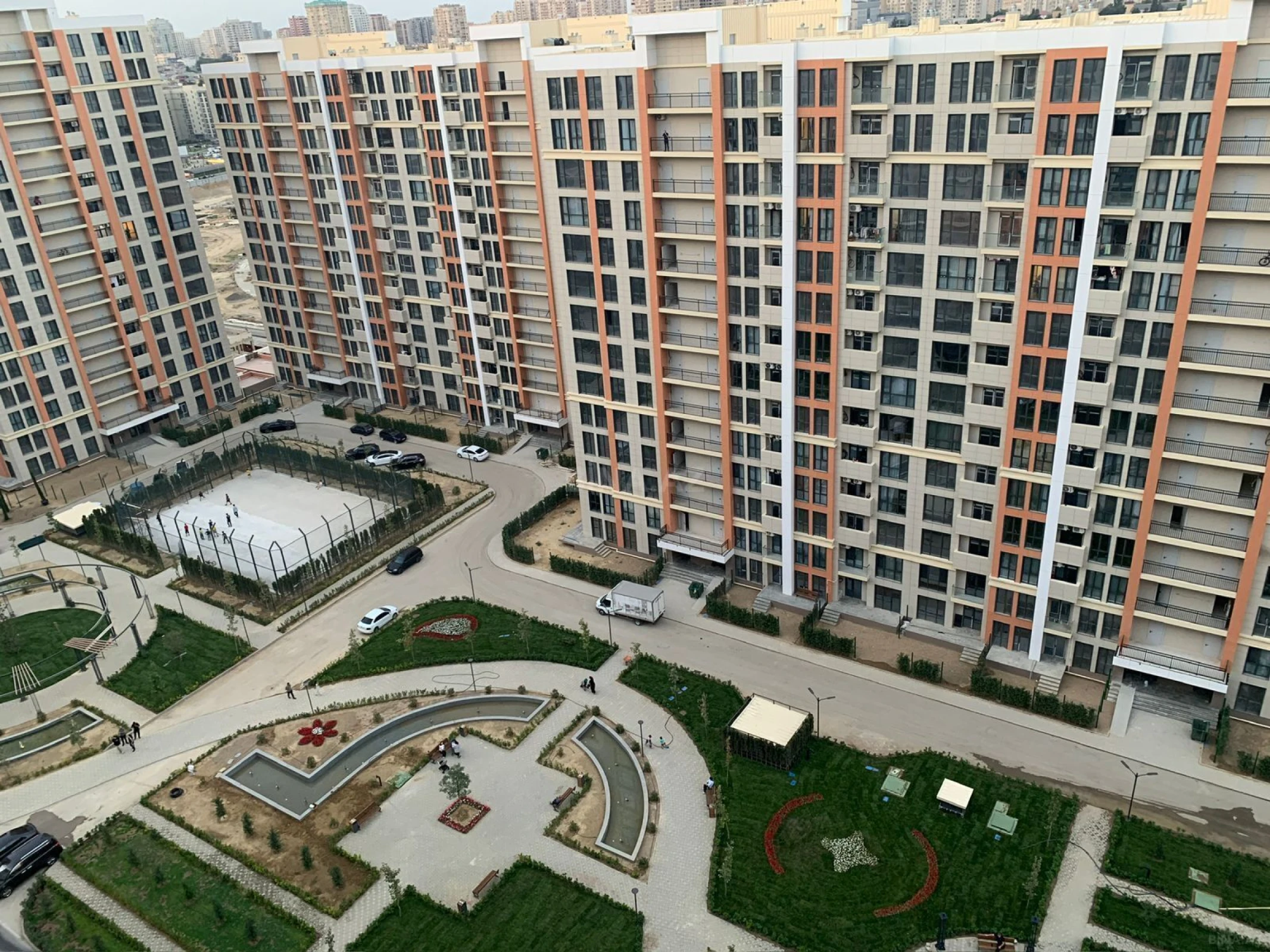 Kirayə verilir 2 otaqlı mənzil 55 m²