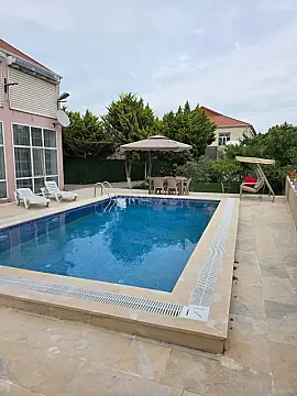 Kirayə verilir 8 otaqlı həyət evi 240 m² — Bakı 8 otaq 240.00 m²