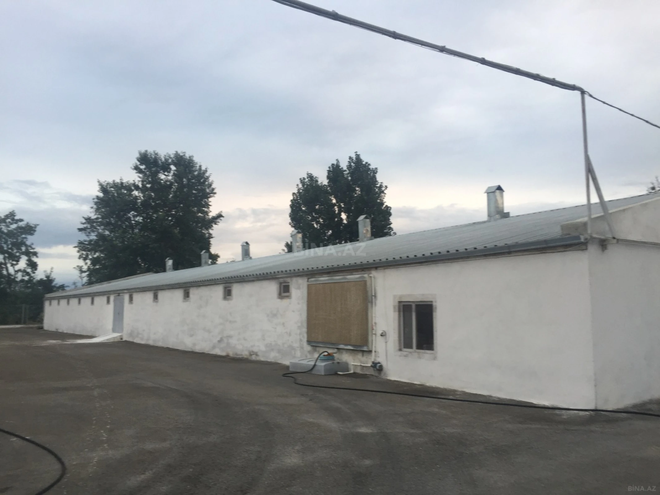 Satılır obyekt 2880 m²